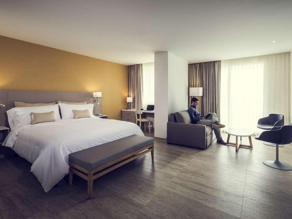 Mercure Emile Hotel